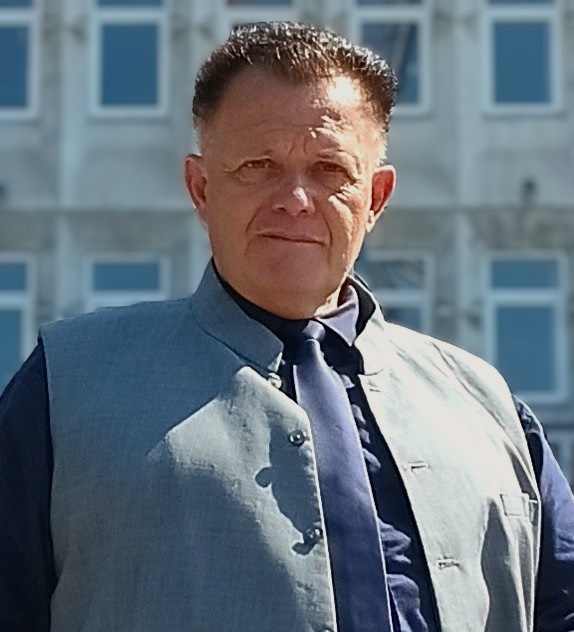 Dr. Christian Ploberger